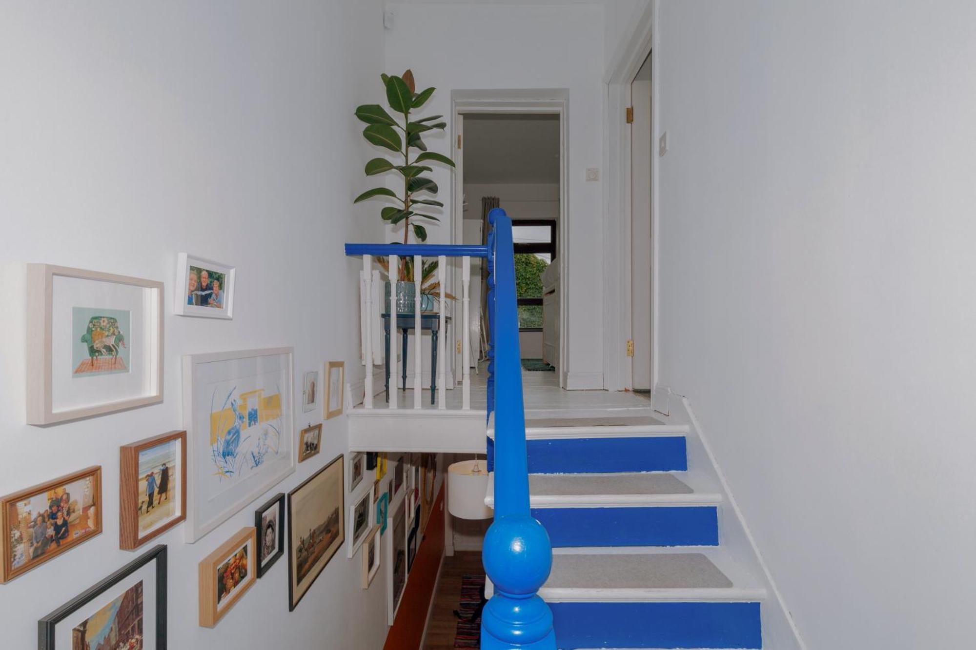 Charming 2bd House In Dublin
