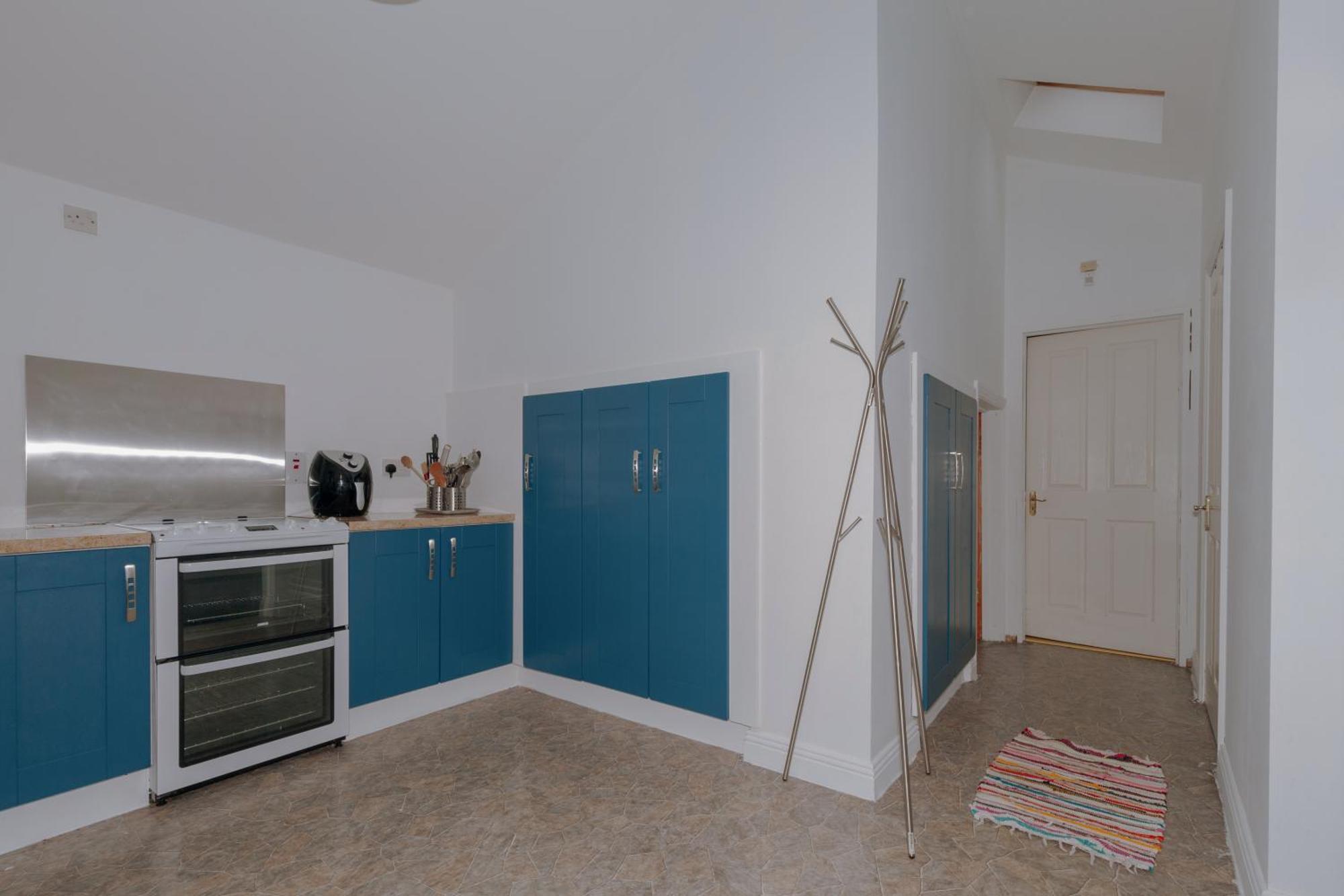 Charming 2bd House In Dublin
