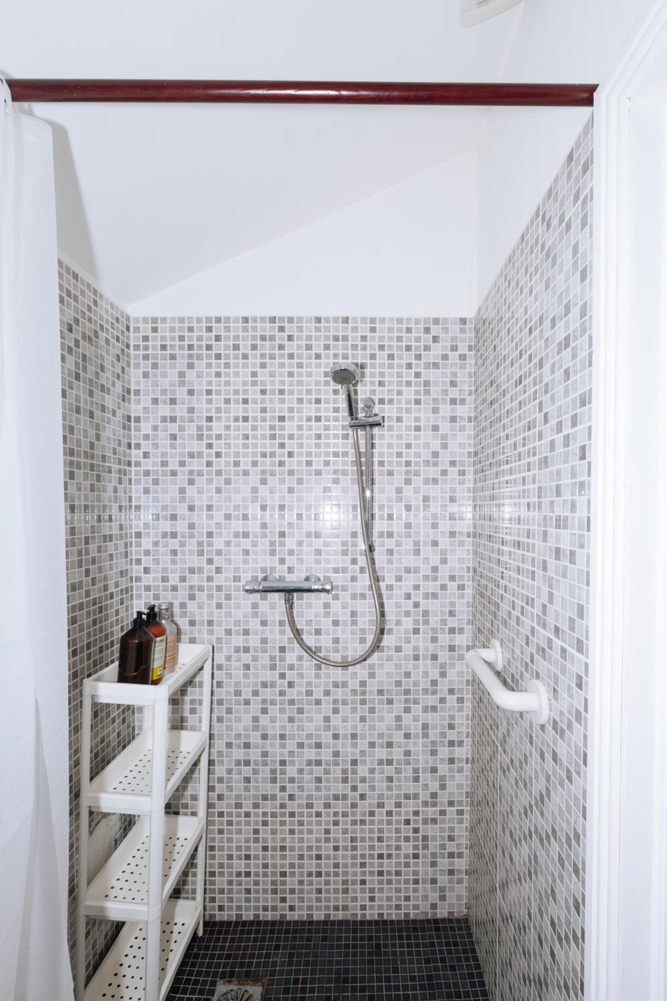 Charming 2bd House In * Dublin