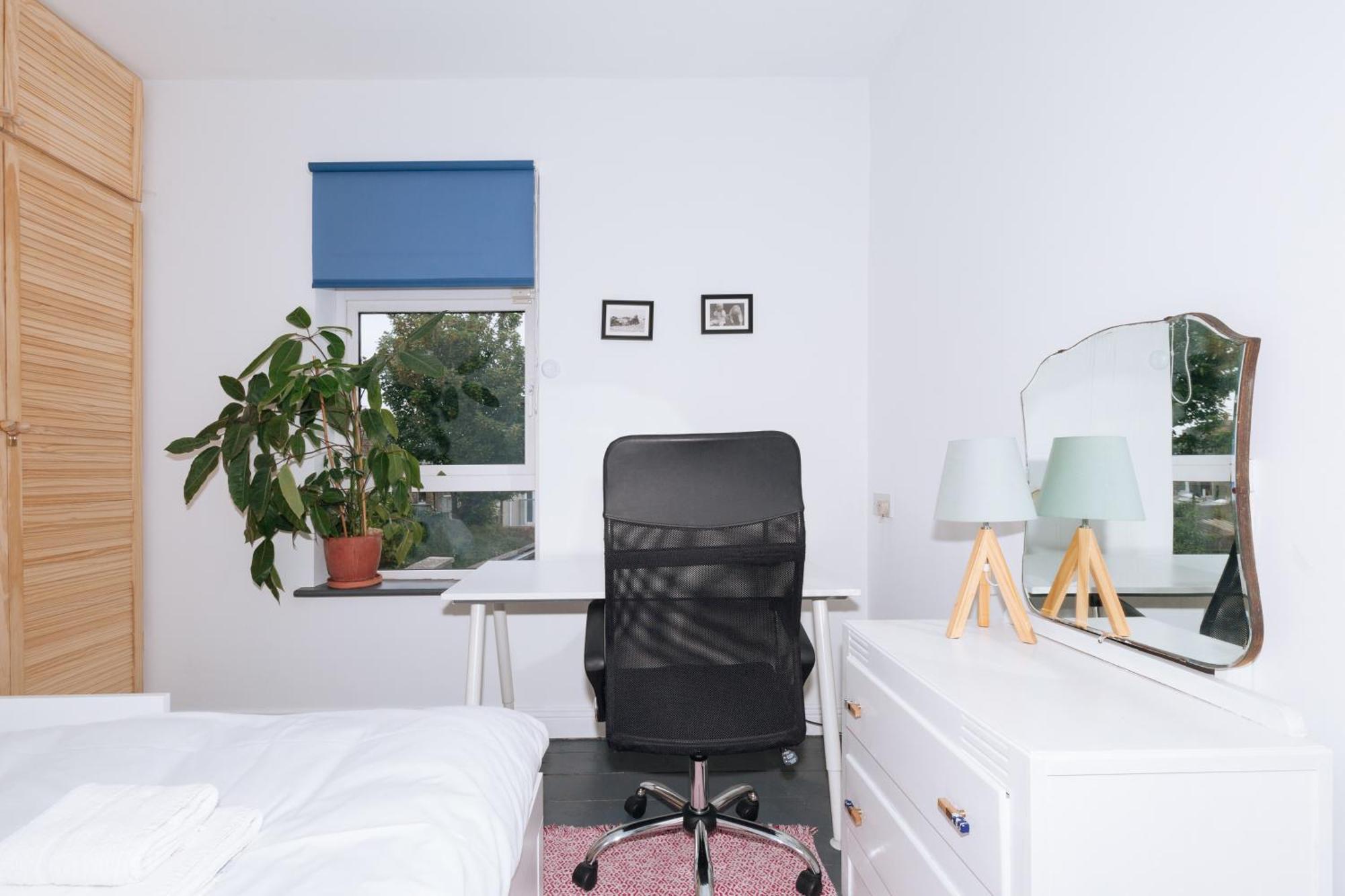 Apartment Charming 2bd House In *