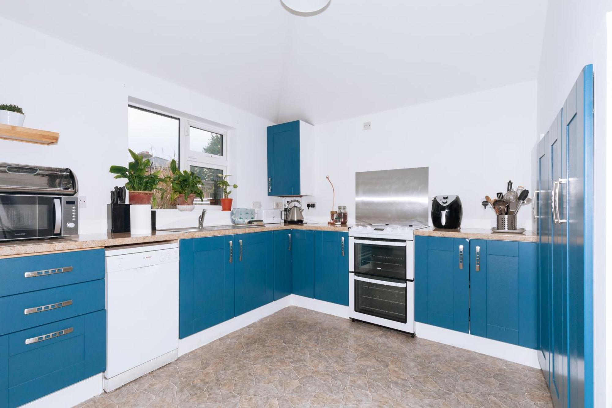 Apartment Charming 2bd House In *